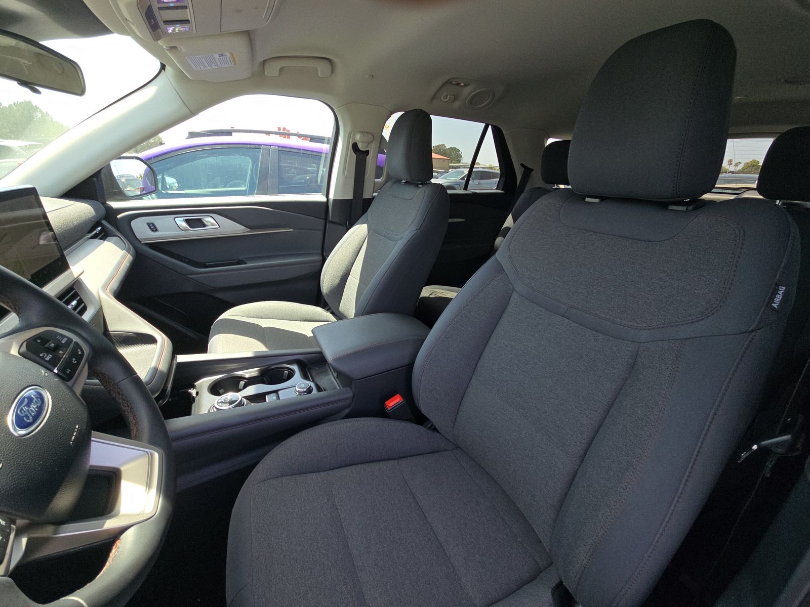 2025 Ford Explorer Active AWD