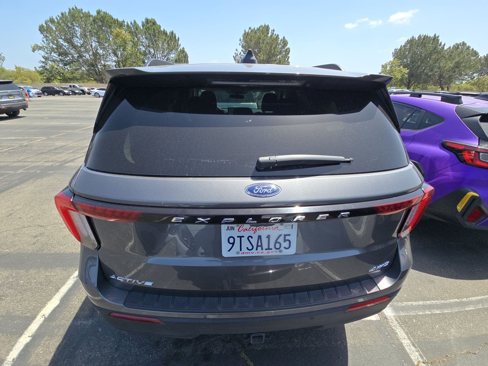 2025 Ford Explorer Active AWD