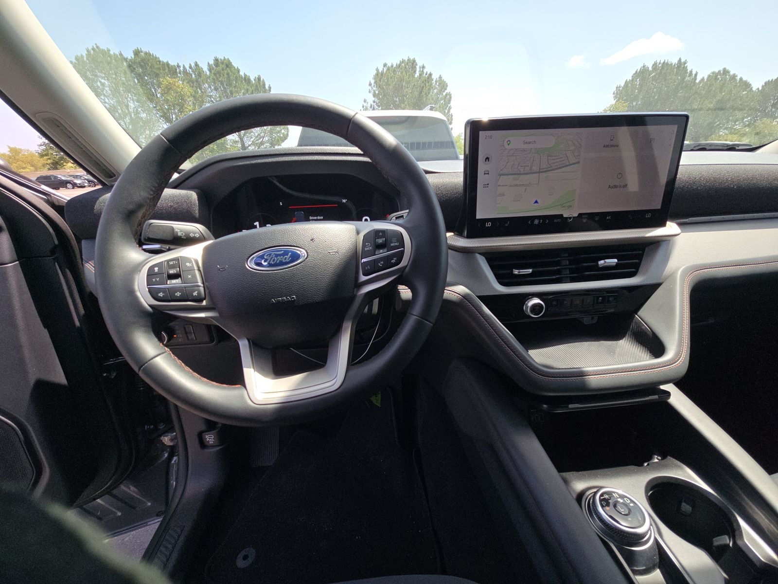 2025 Ford Explorer Active AWD