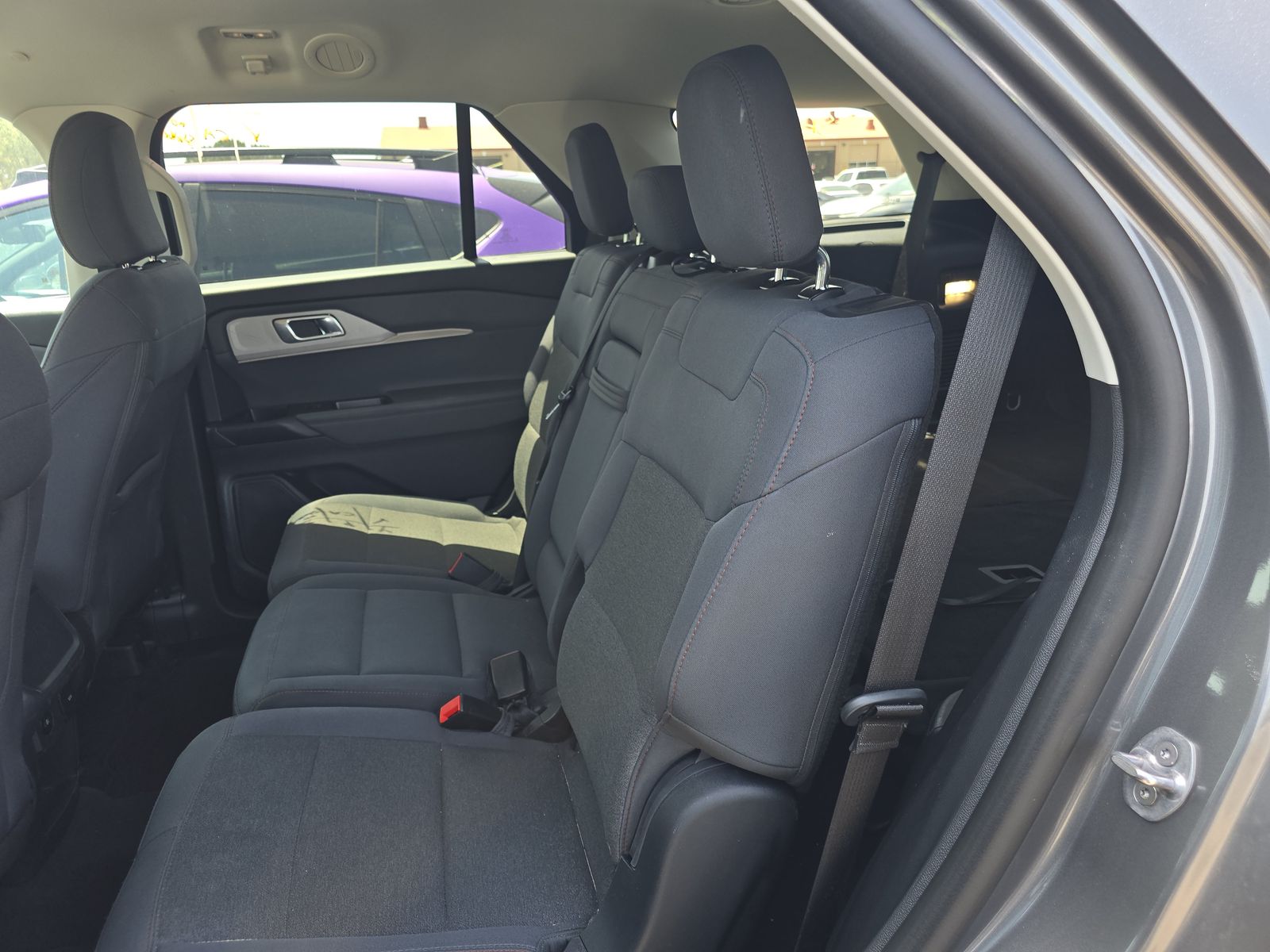 2025 Ford Explorer Active AWD