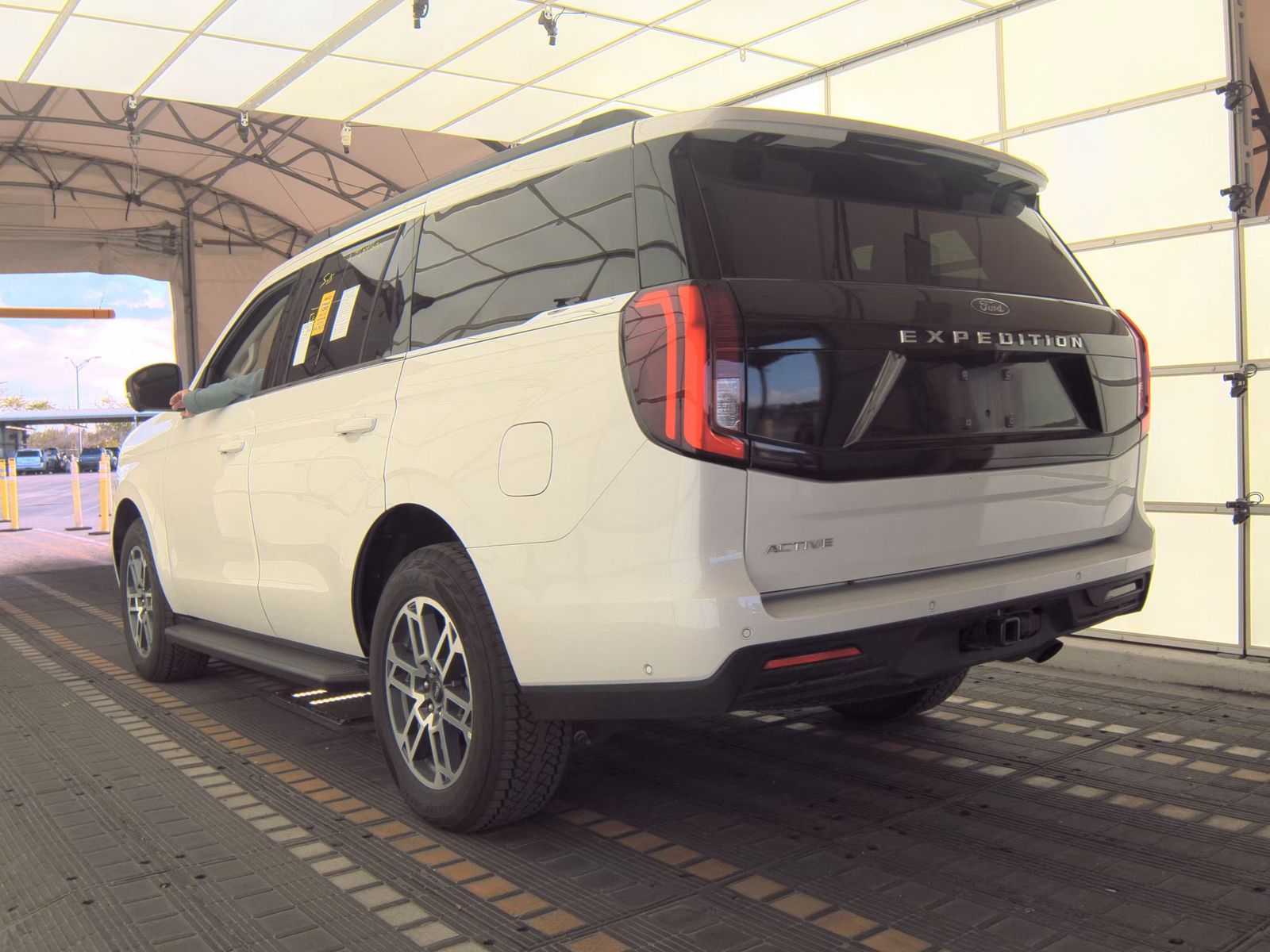 FORD EXPEDITION - 9
