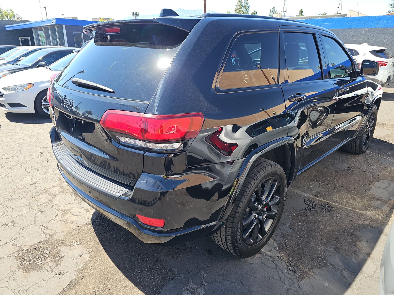 2021 Jeep Grand Cherokee Laredo X AWD