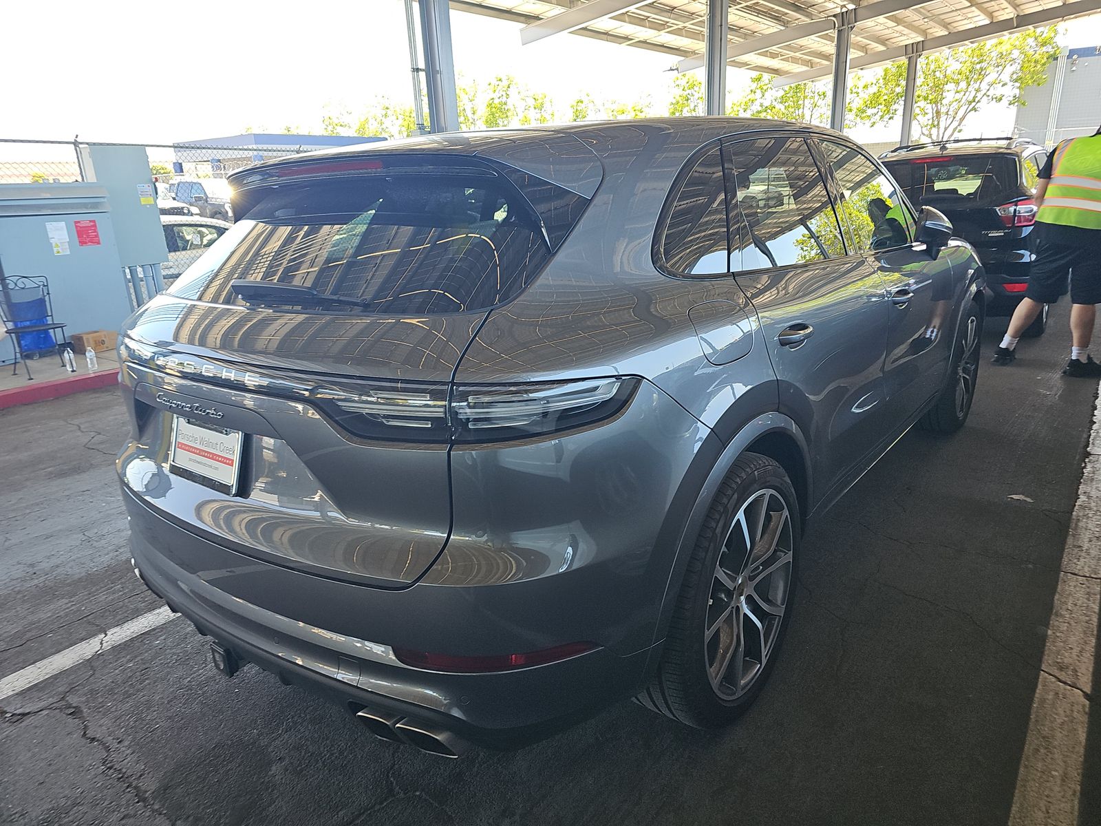 PORSCHE CAYENNE - 5