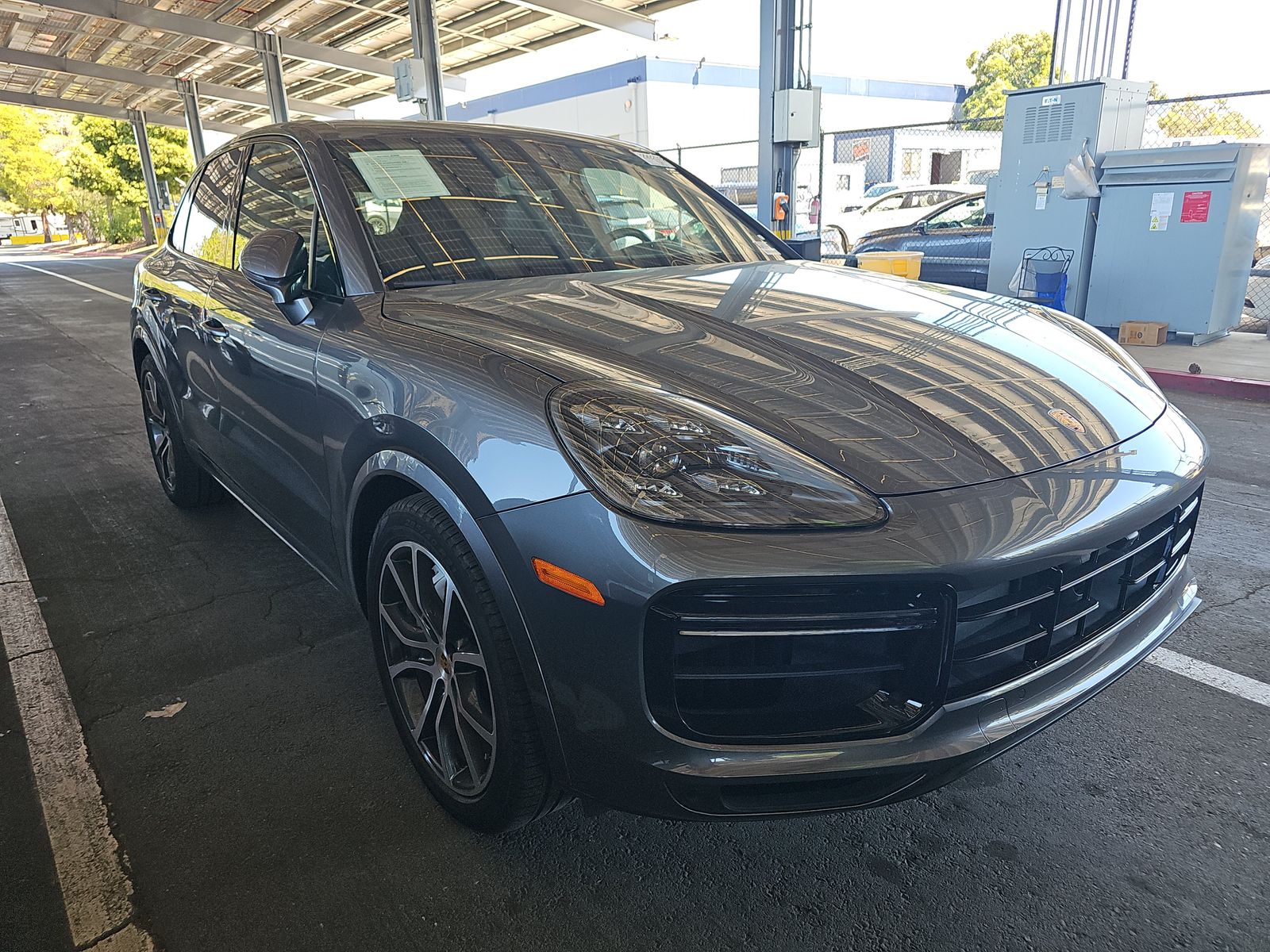 PORSCHE CAYENNE - 4