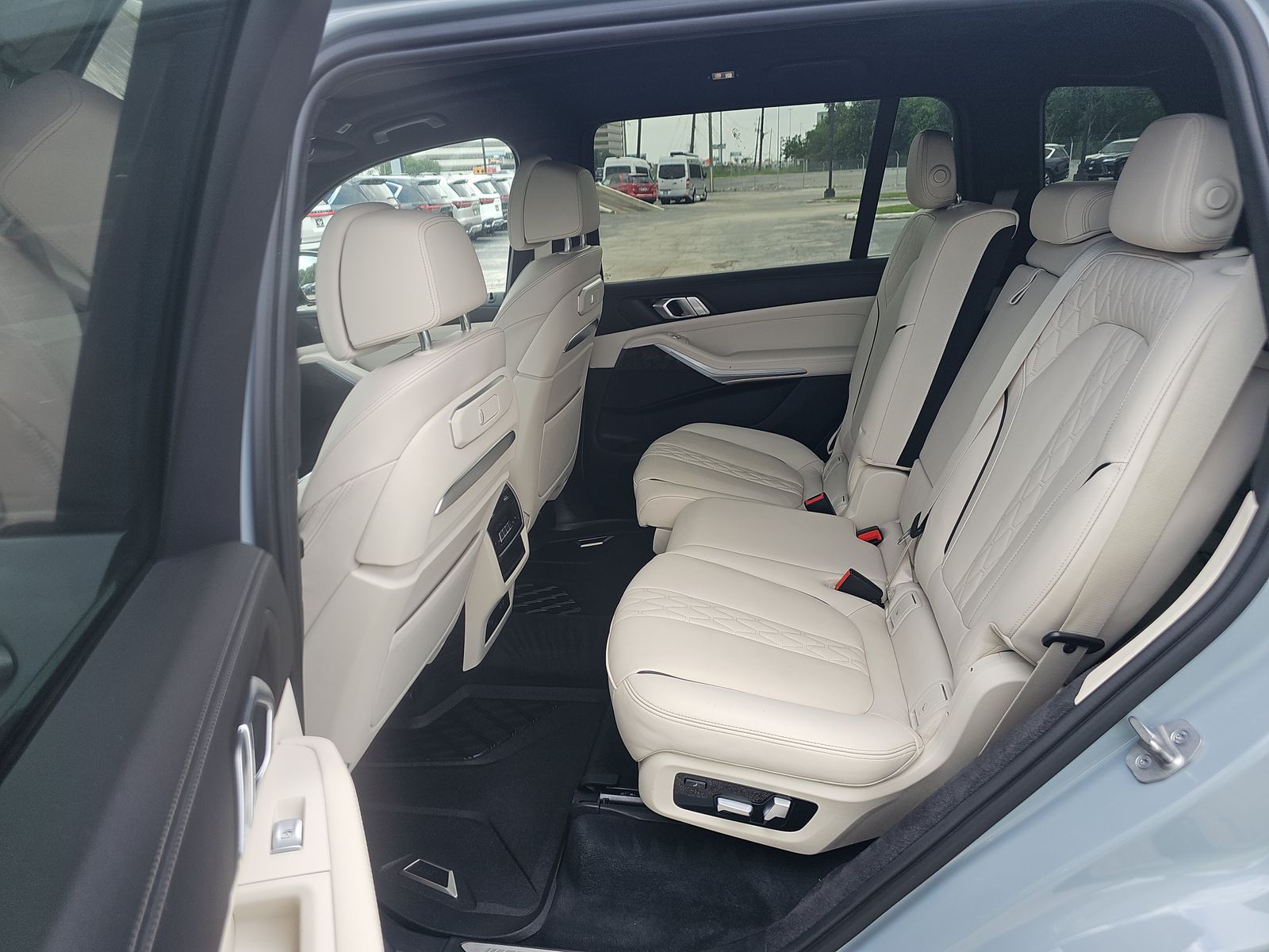 2024 BMW X7 xDrive40i AWD