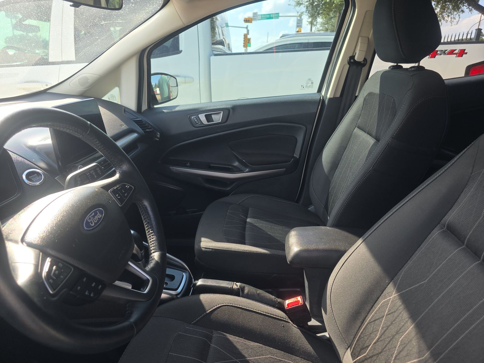 FORD ECOSPORT - 8