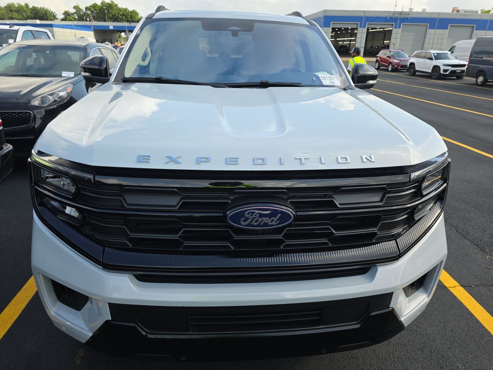 FORD EXPEDITION MAX - 3