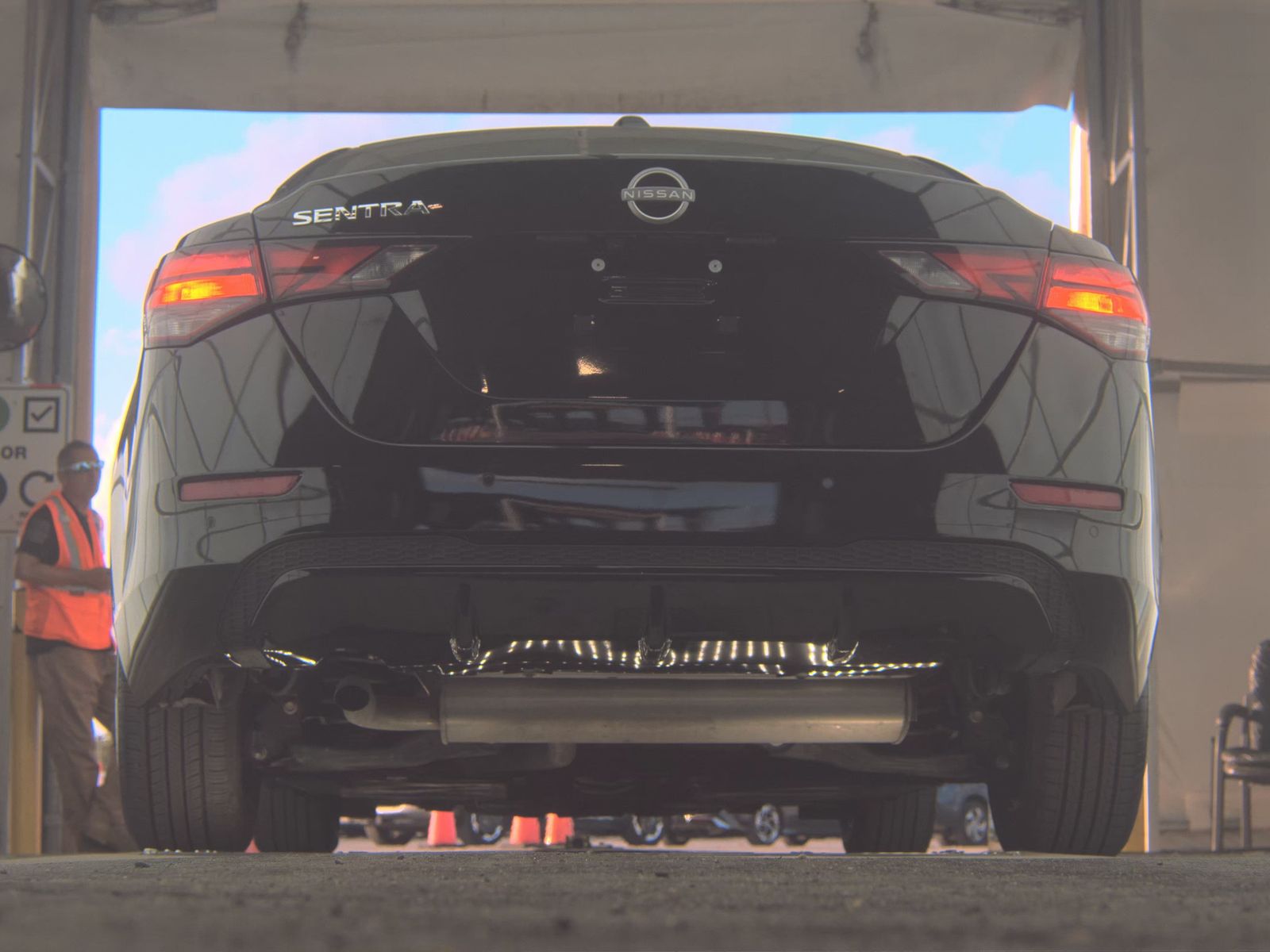 NISSAN SENTRA - 8