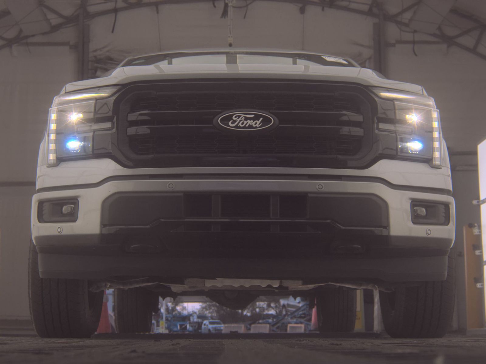 FORD F-150 - 4