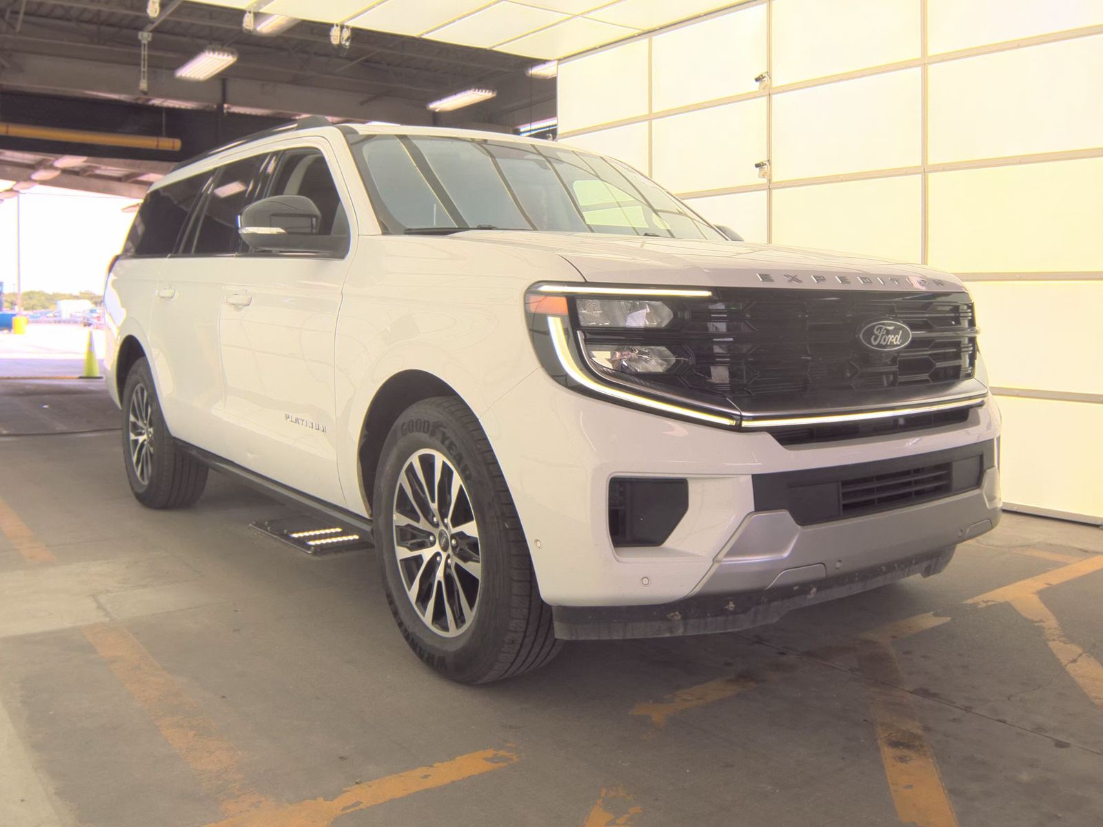 FORD EXPEDITION MAX - 4