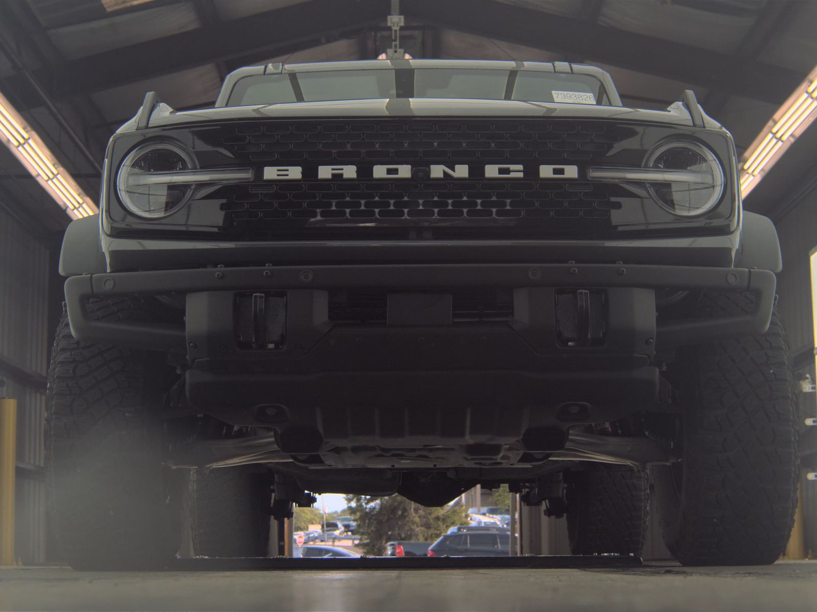 FORD BRONCO - 4