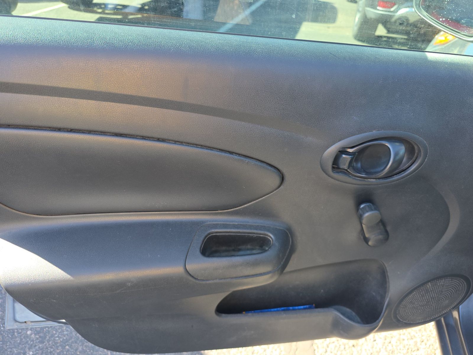 NISSAN VERSA - 10