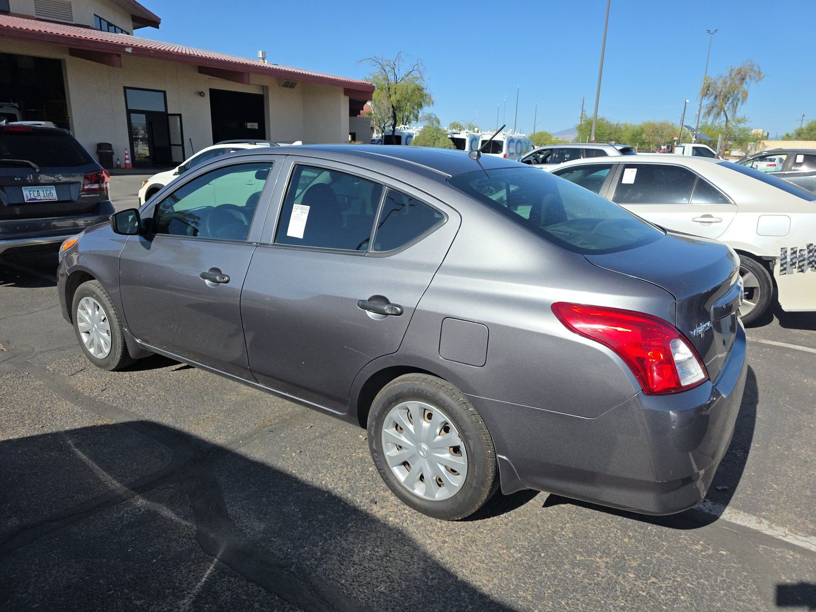 NISSAN VERSA - 7