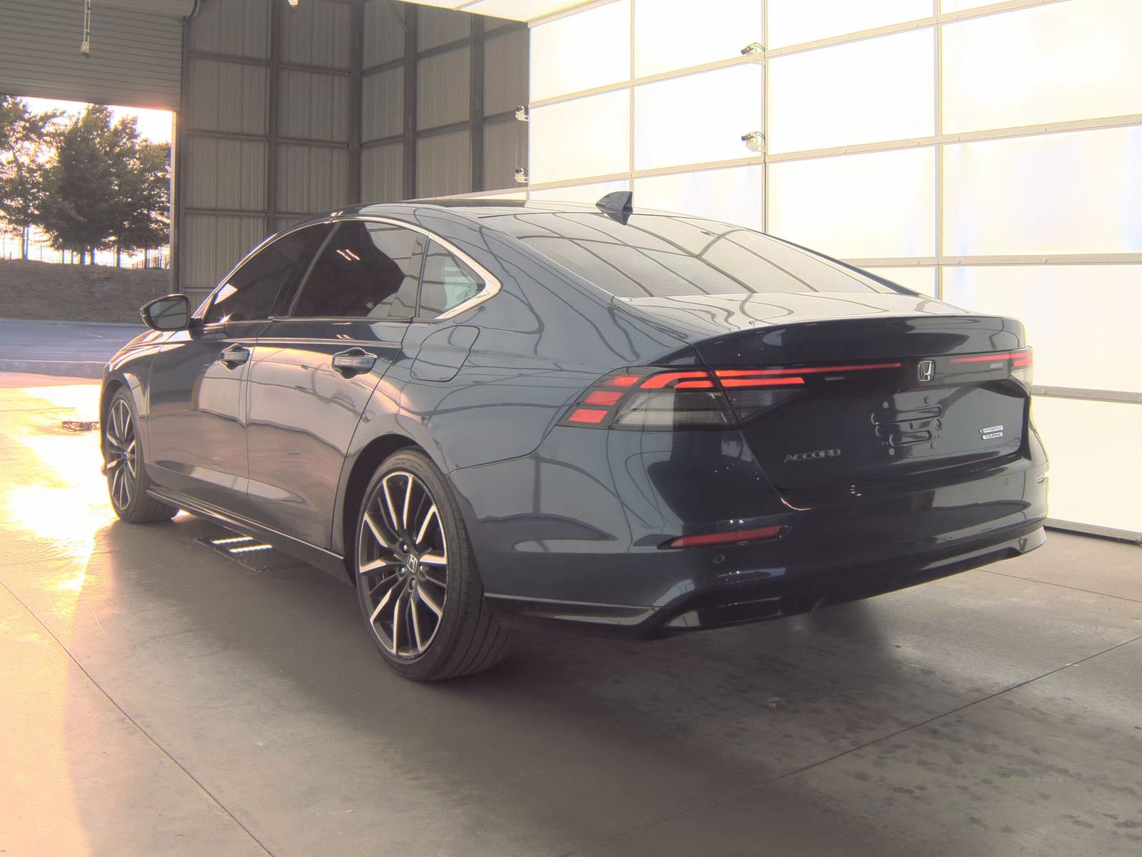2024 Honda Accord Hybrid Touring FWD