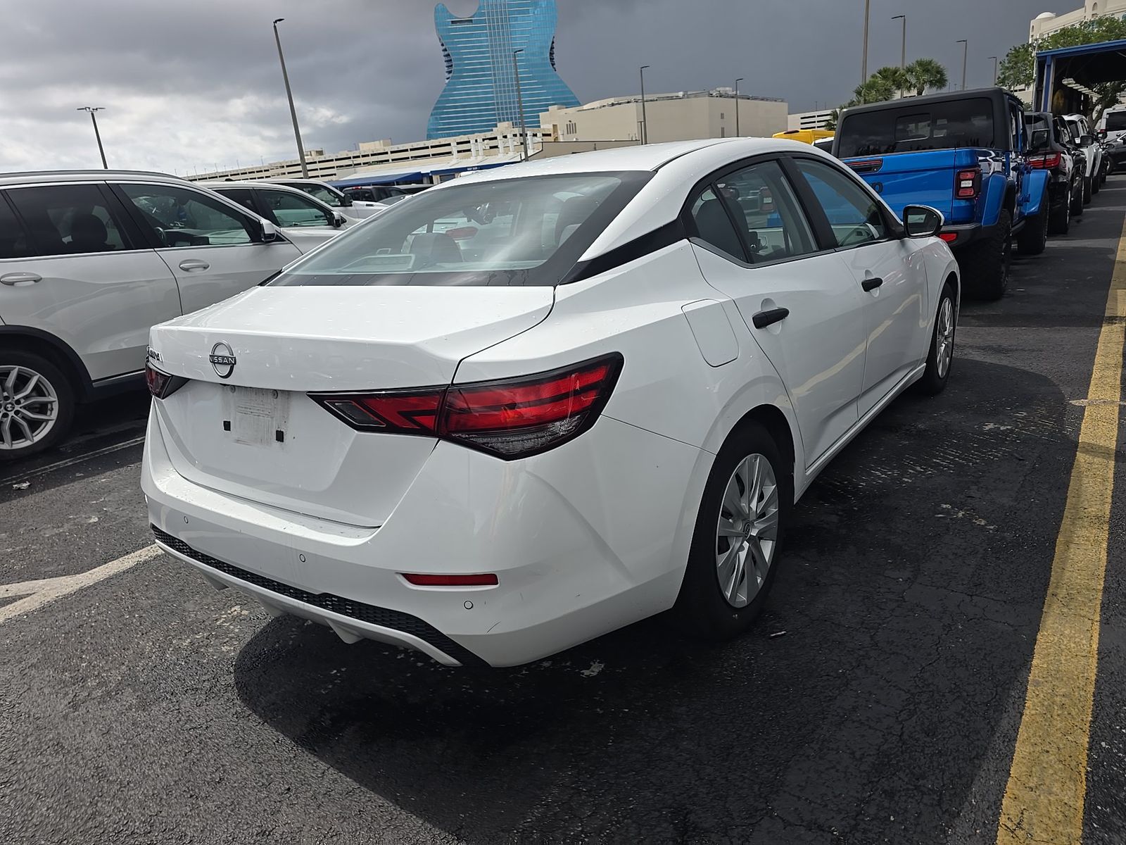 NISSAN SENTRA - 5