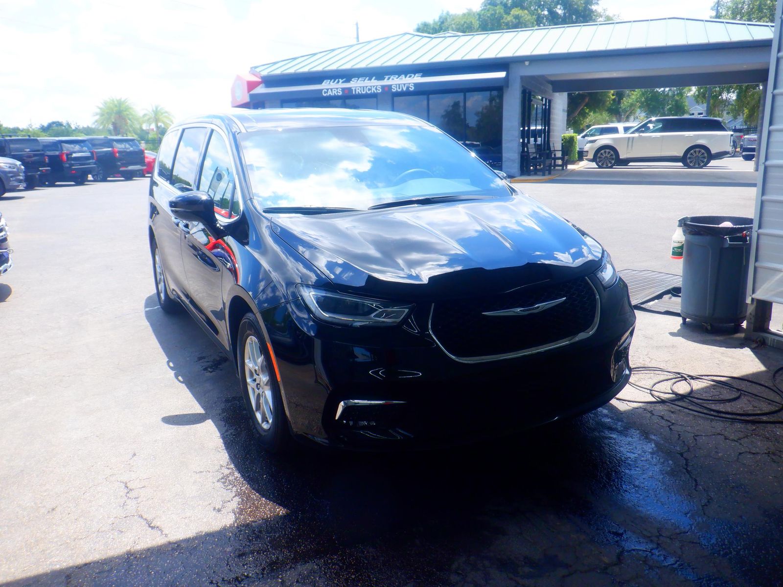 2025 Chrysler Pacifica Select FWD
