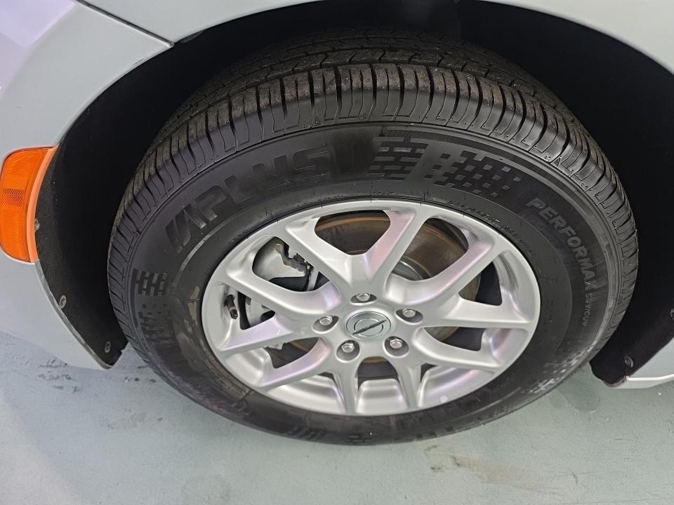 CHRYSLER VOYAGER - 9