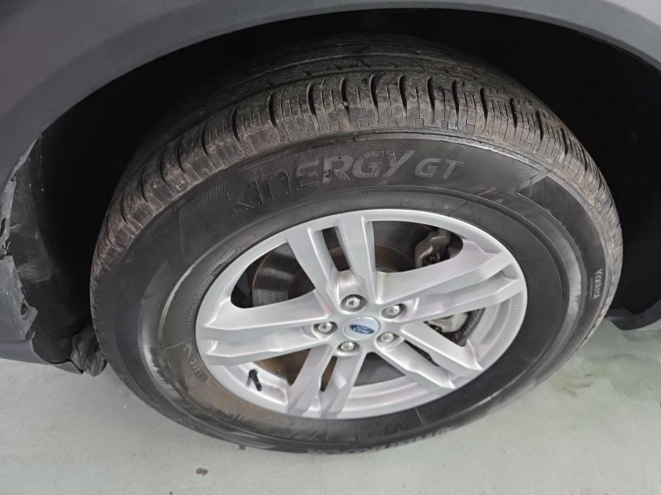 FORD EXPLORER - 9