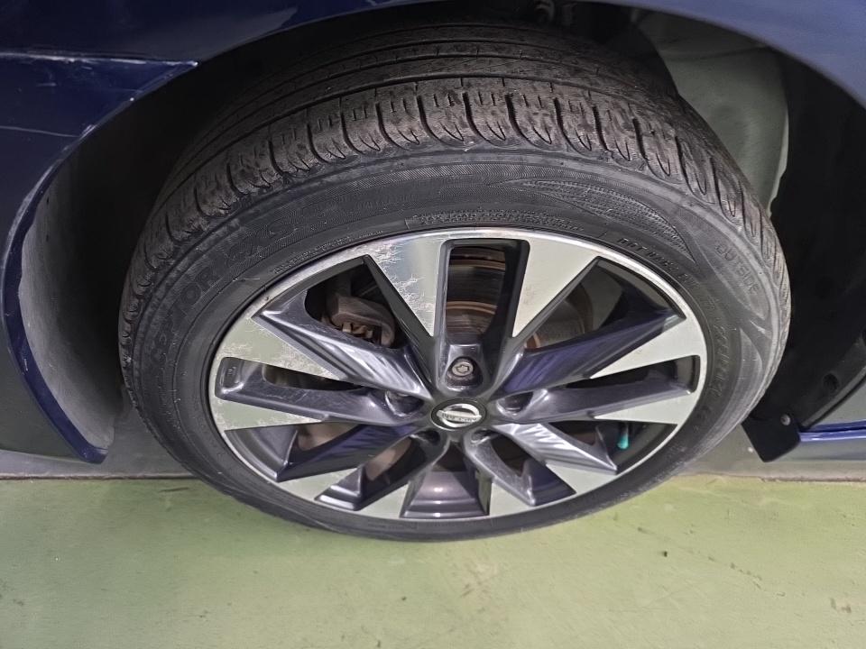 NISSAN SENTRA - 9
