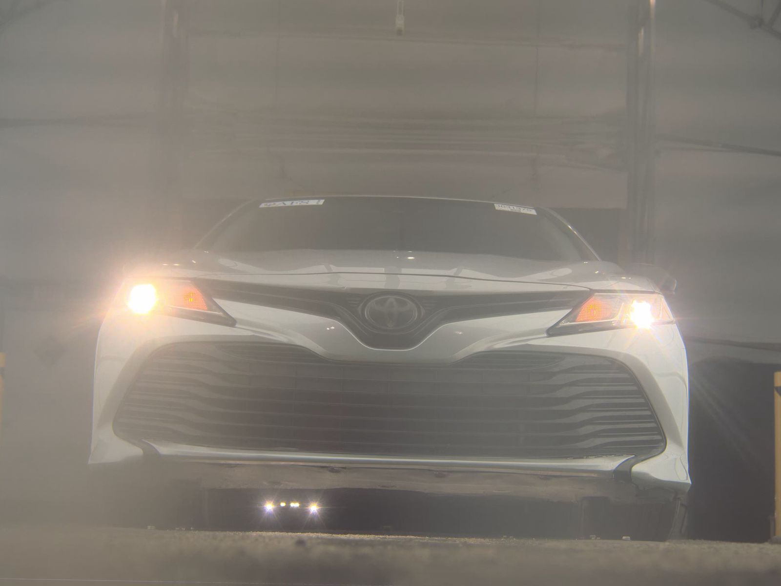 TOYOTA CAMRY - 4