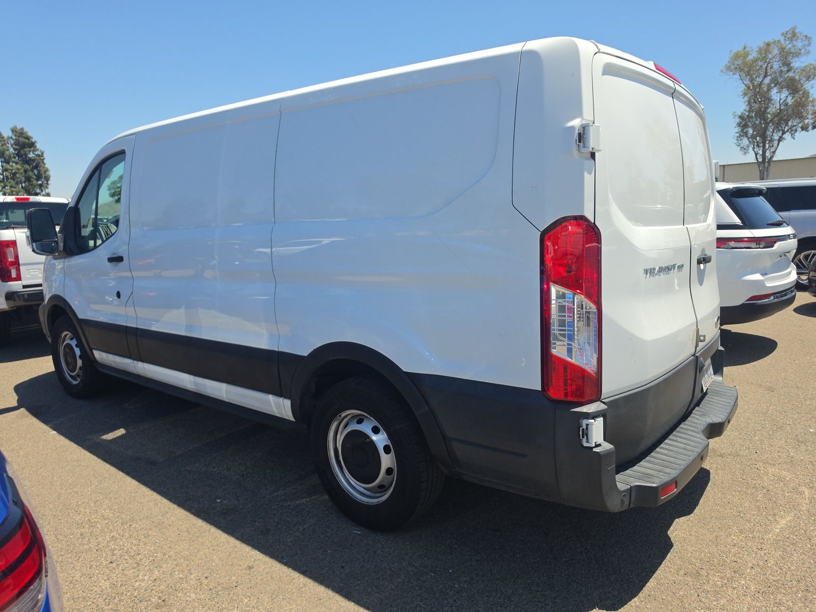 FORD TRANSIT 150 - 7
