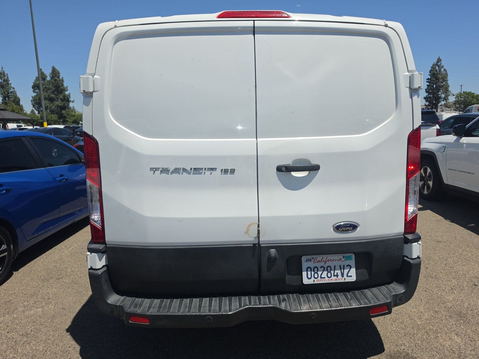 FORD TRANSIT 150 - 6
