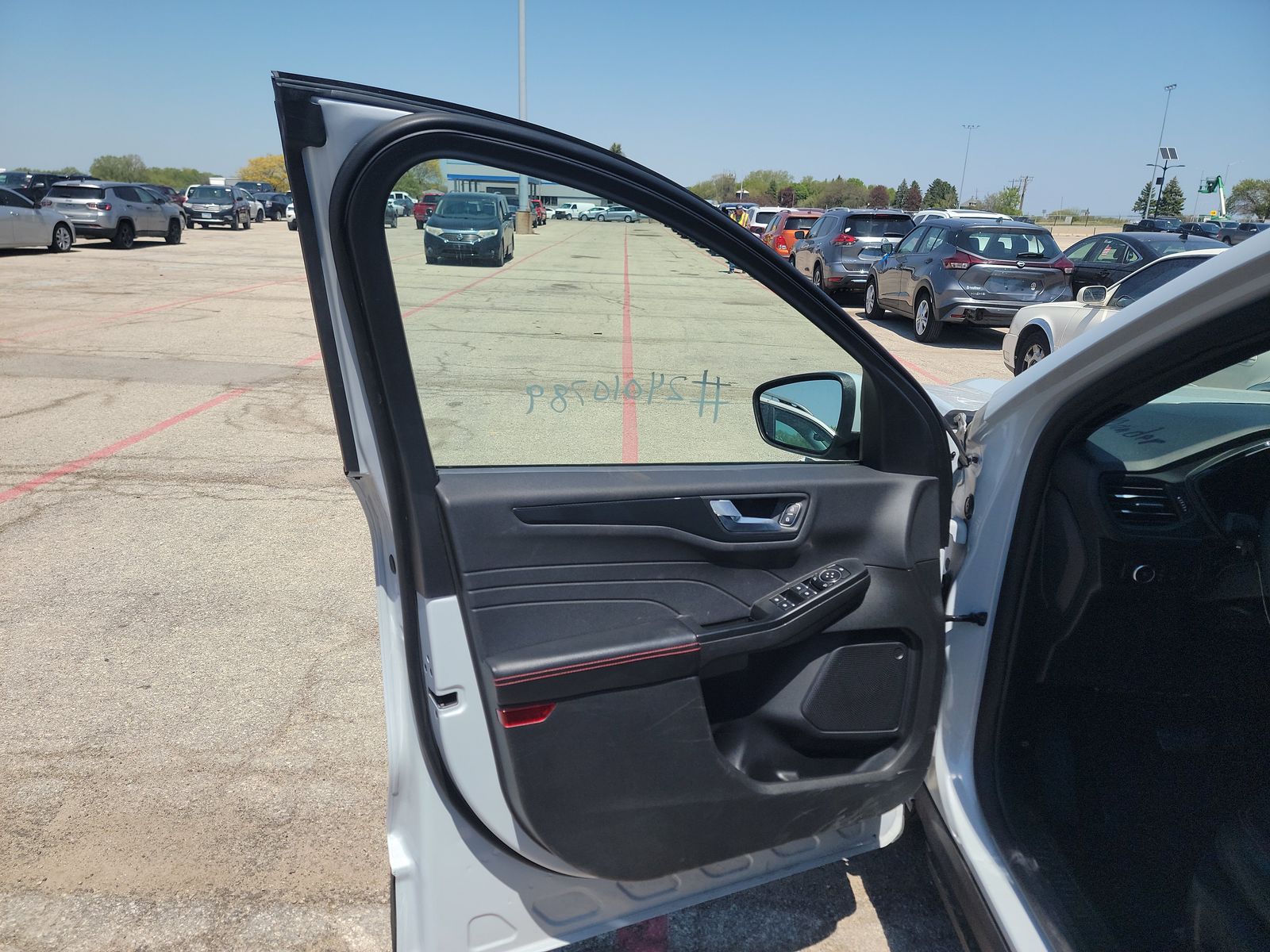 2025 Ford Escape ST-Line Select AWD