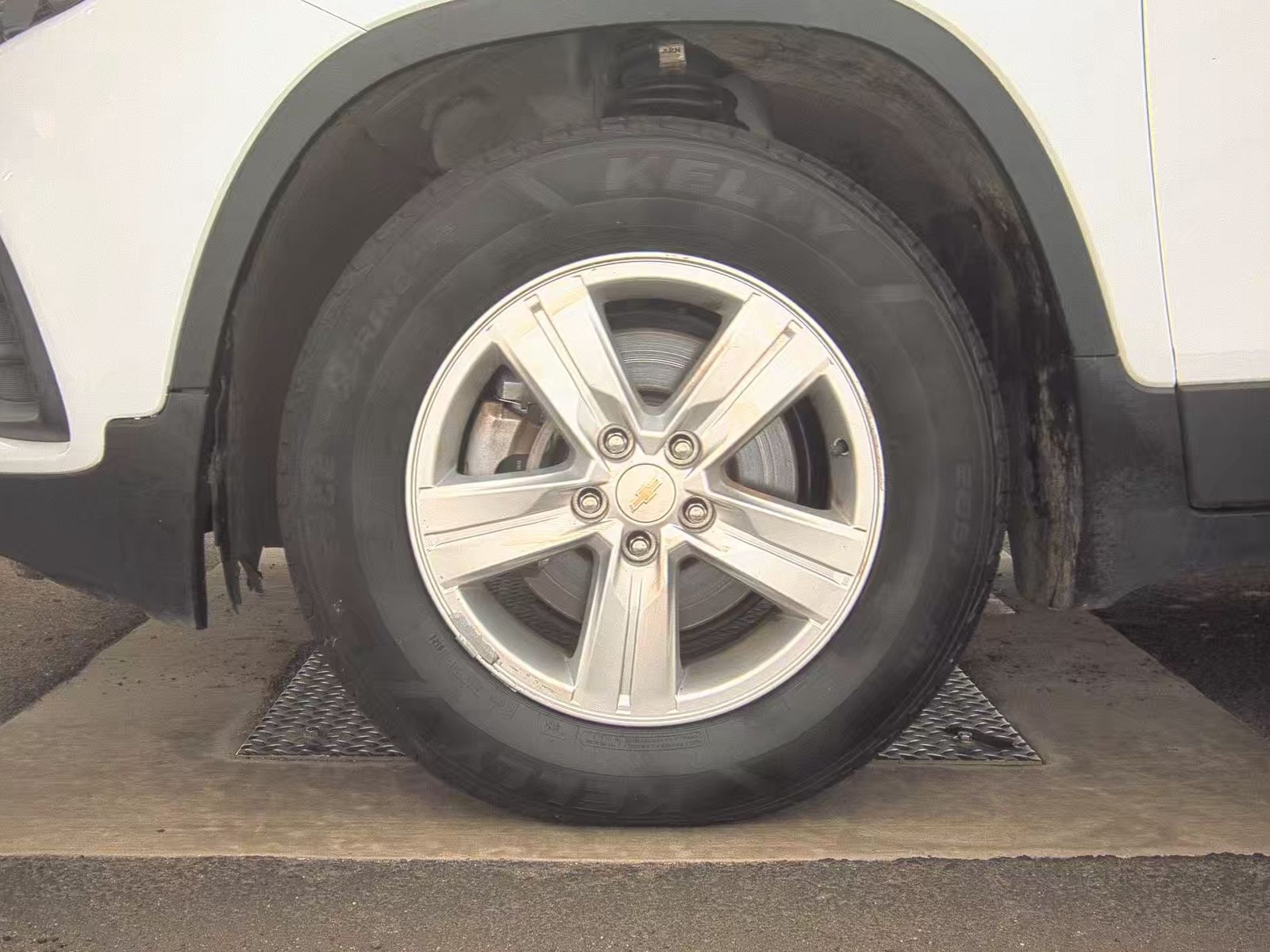 CHEVROLET TRAX - 10