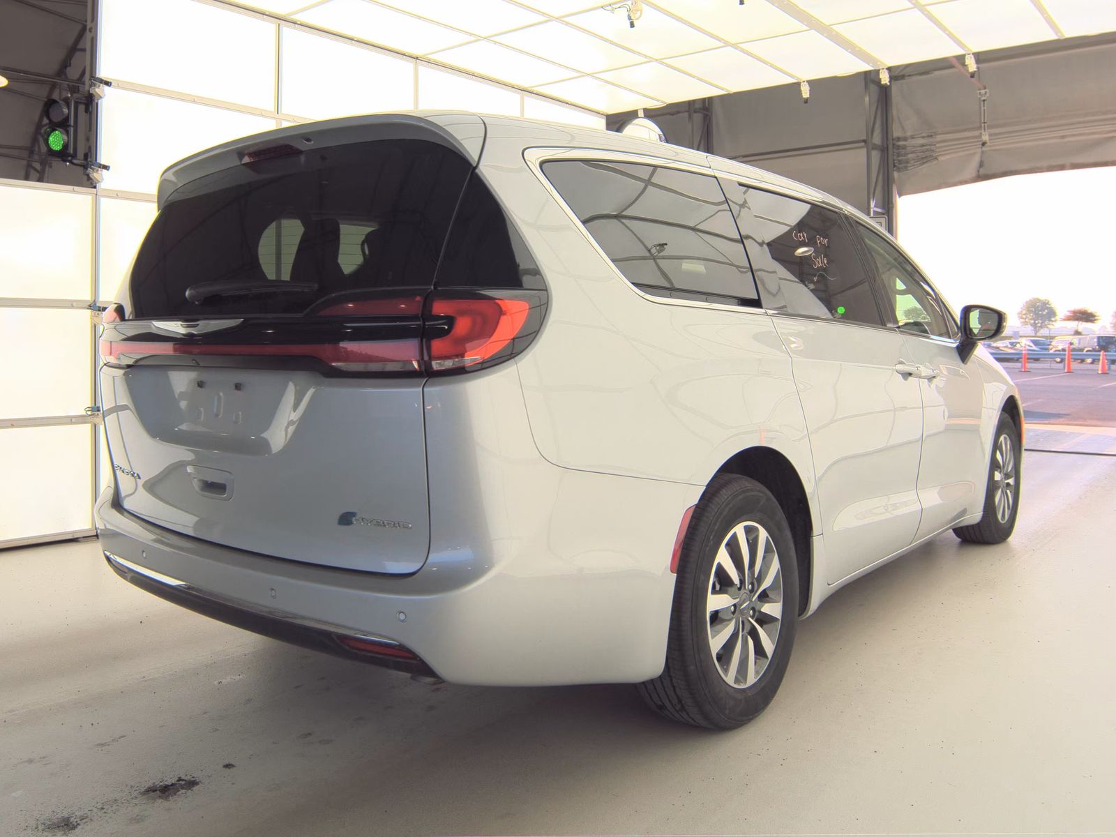 2024 Chrysler Pacifica Hybrid Select FWD