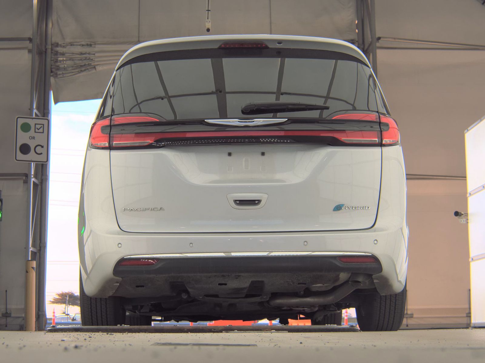 2024 Chrysler Pacifica Hybrid Select FWD