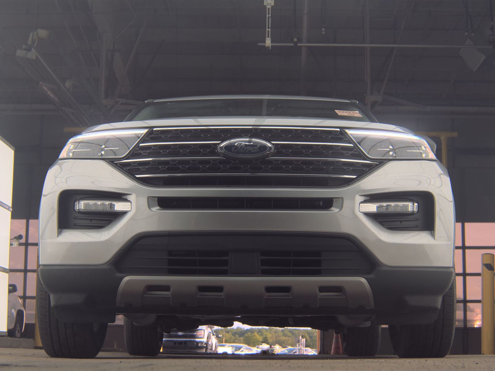 FORD EXPLORER - 4