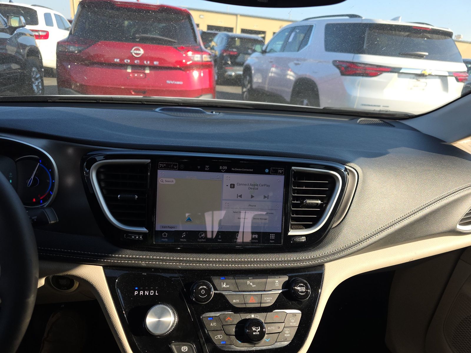 2024 Chrysler Pacifica Hybrid Select FWD