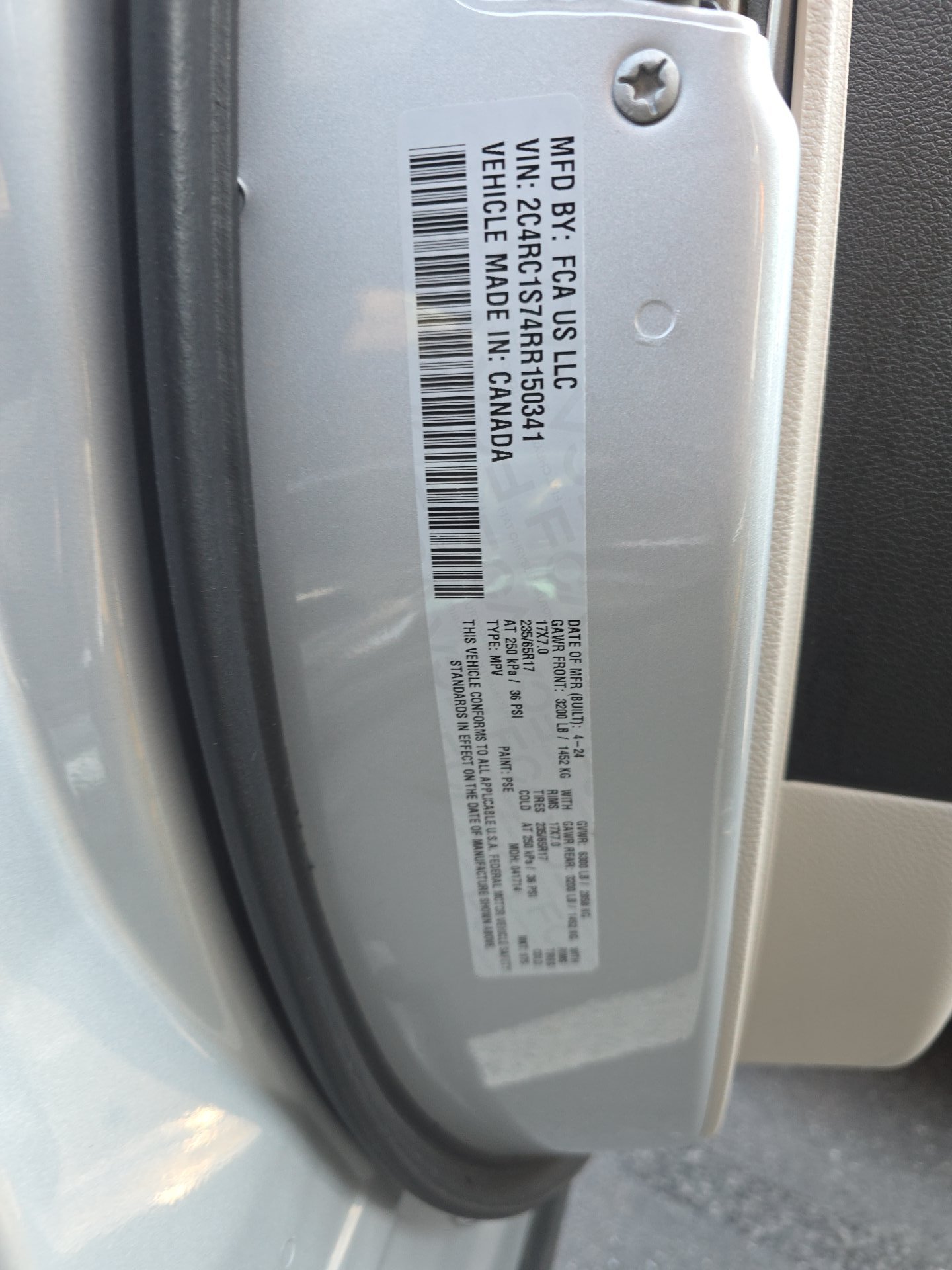 2024 Chrysler Pacifica Hybrid Select FWD