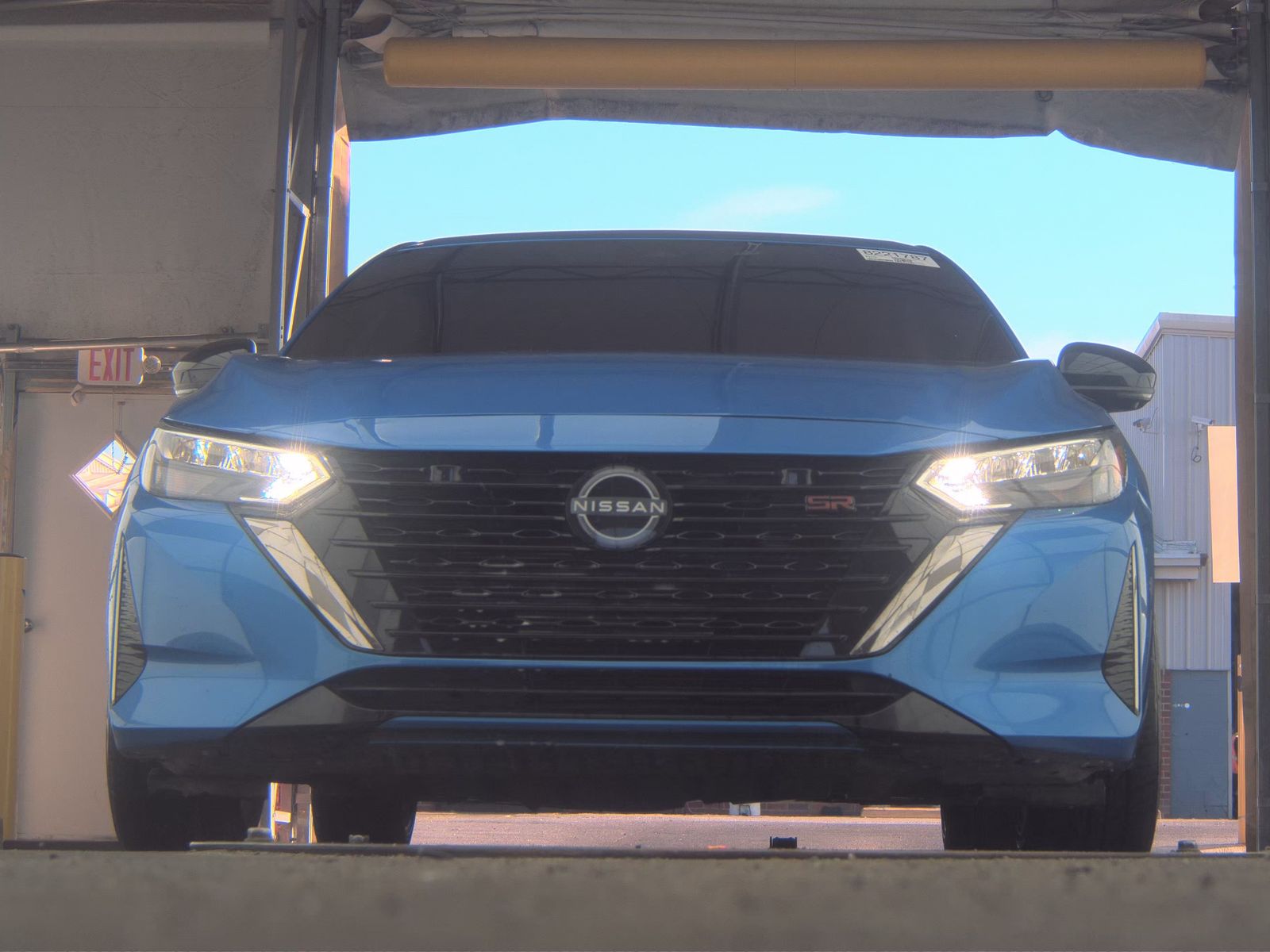 NISSAN SENTRA - 4