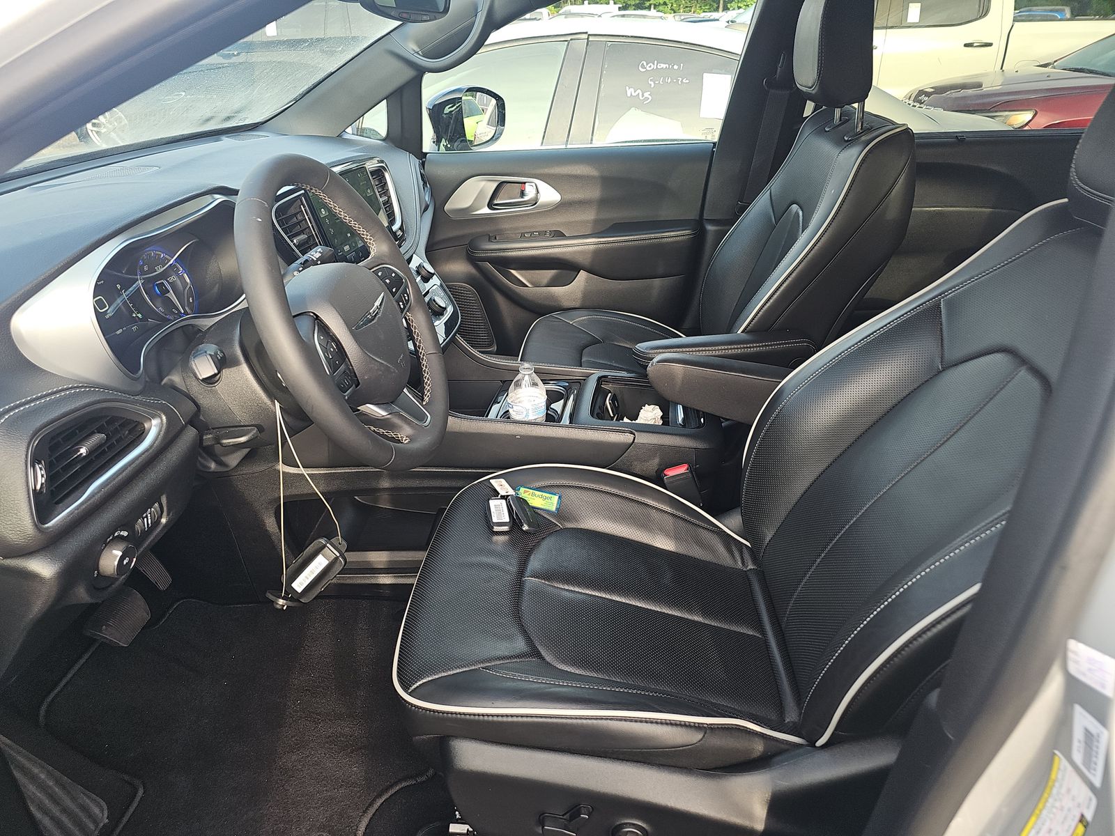 2026 Chrysler Pacifica Limited FWD