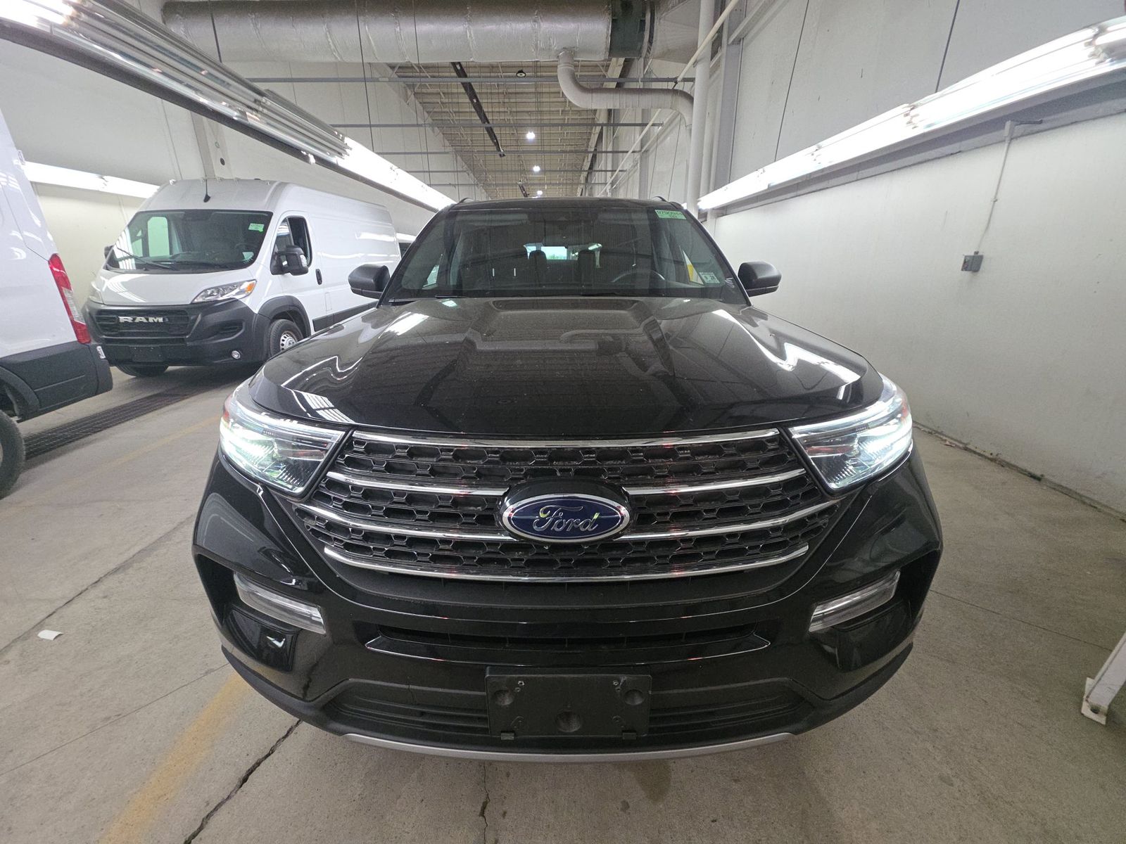 FORD EXPLORER - 3