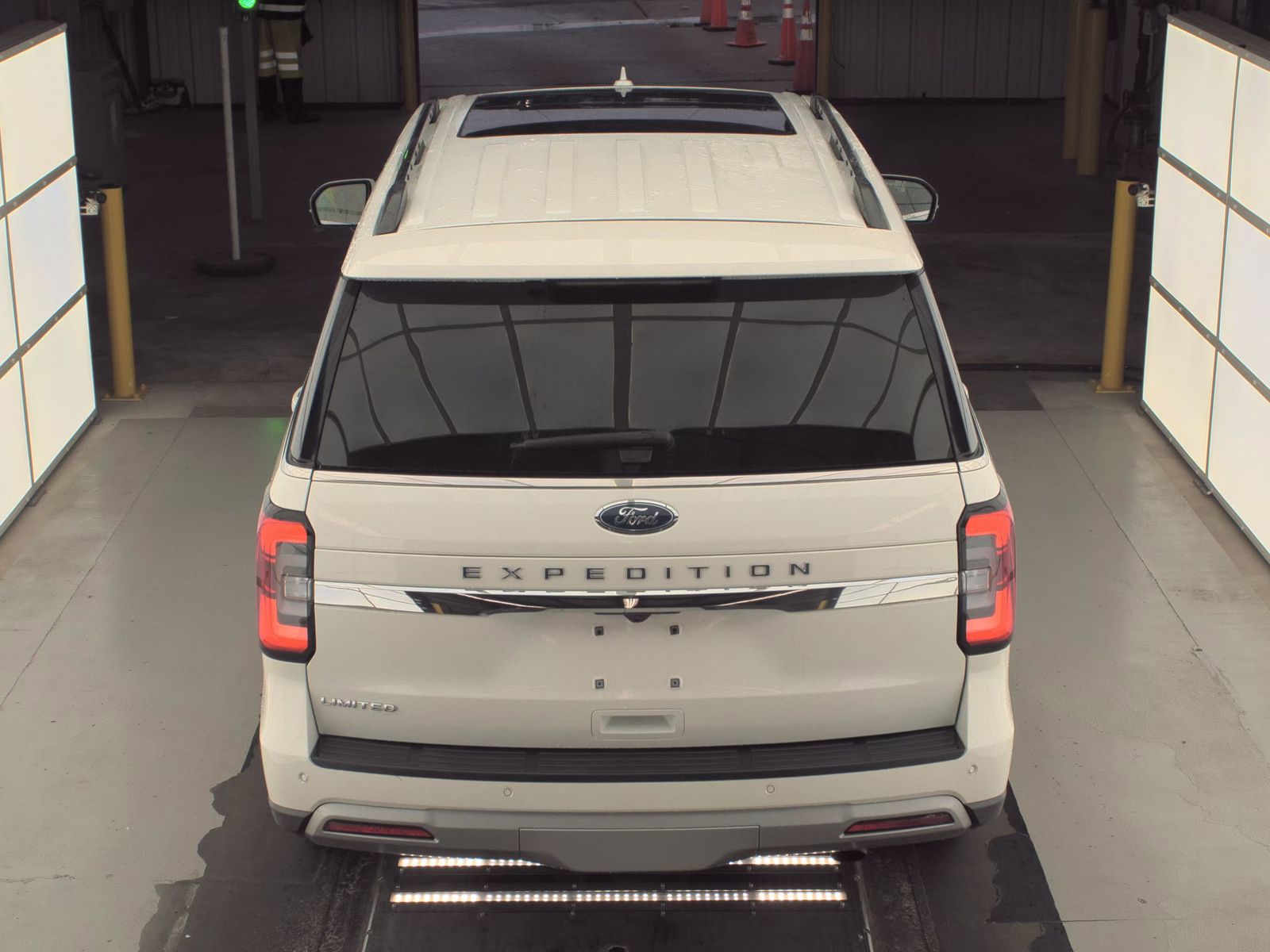 FORD EXPEDITION - 7