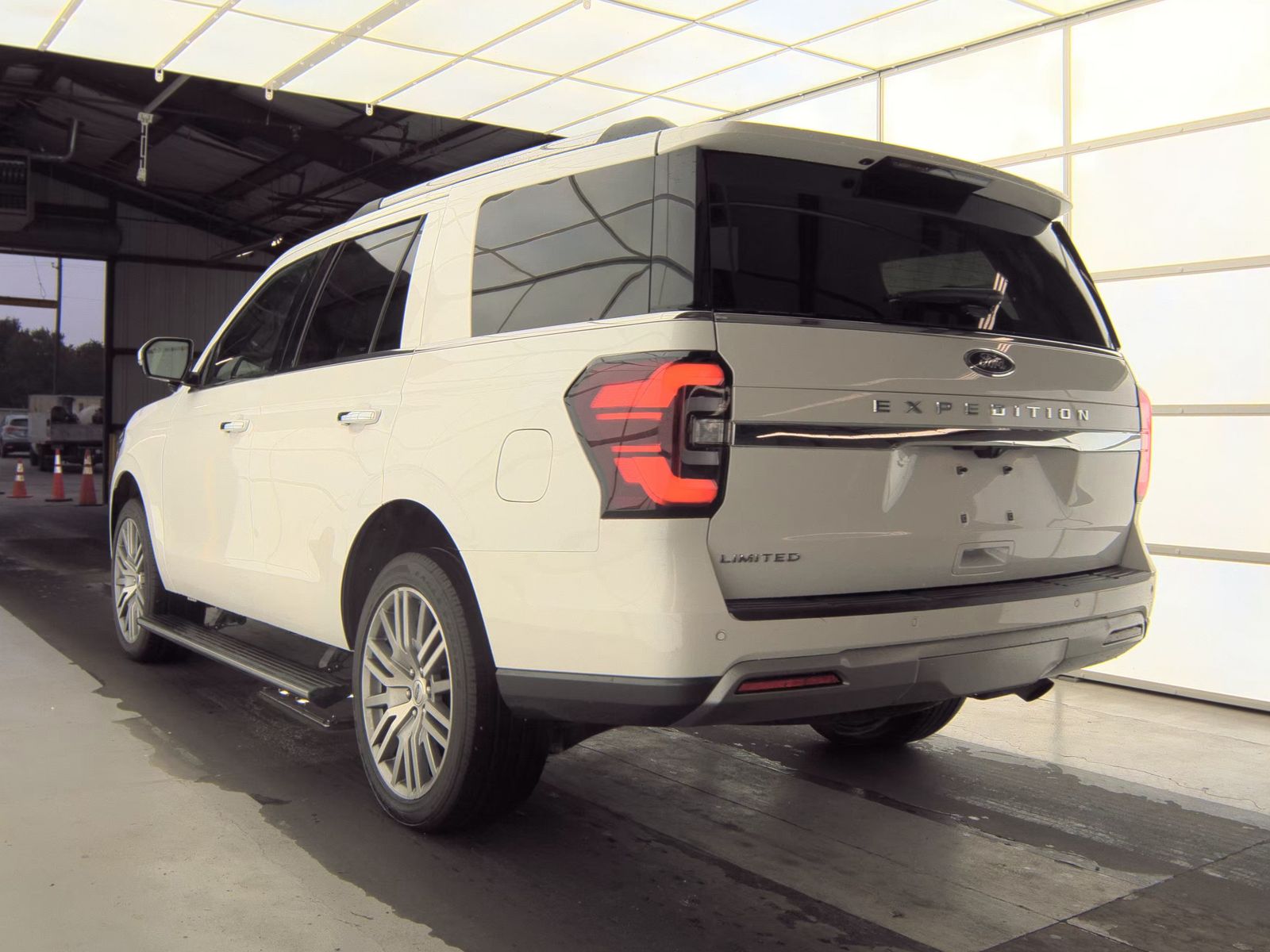 FORD EXPEDITION - 9