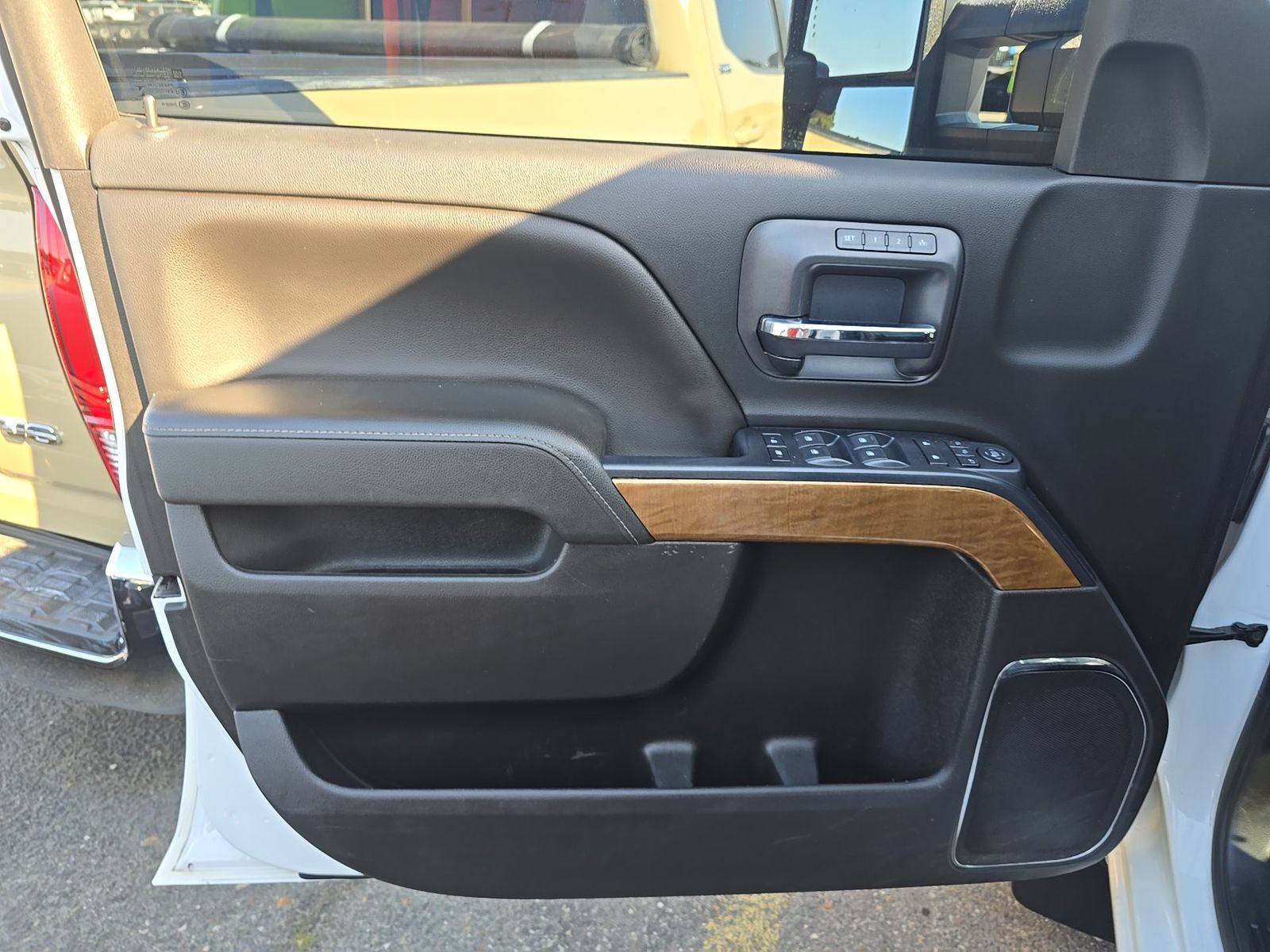 2018 Chevrolet Silverado 1500 LTZ AWD