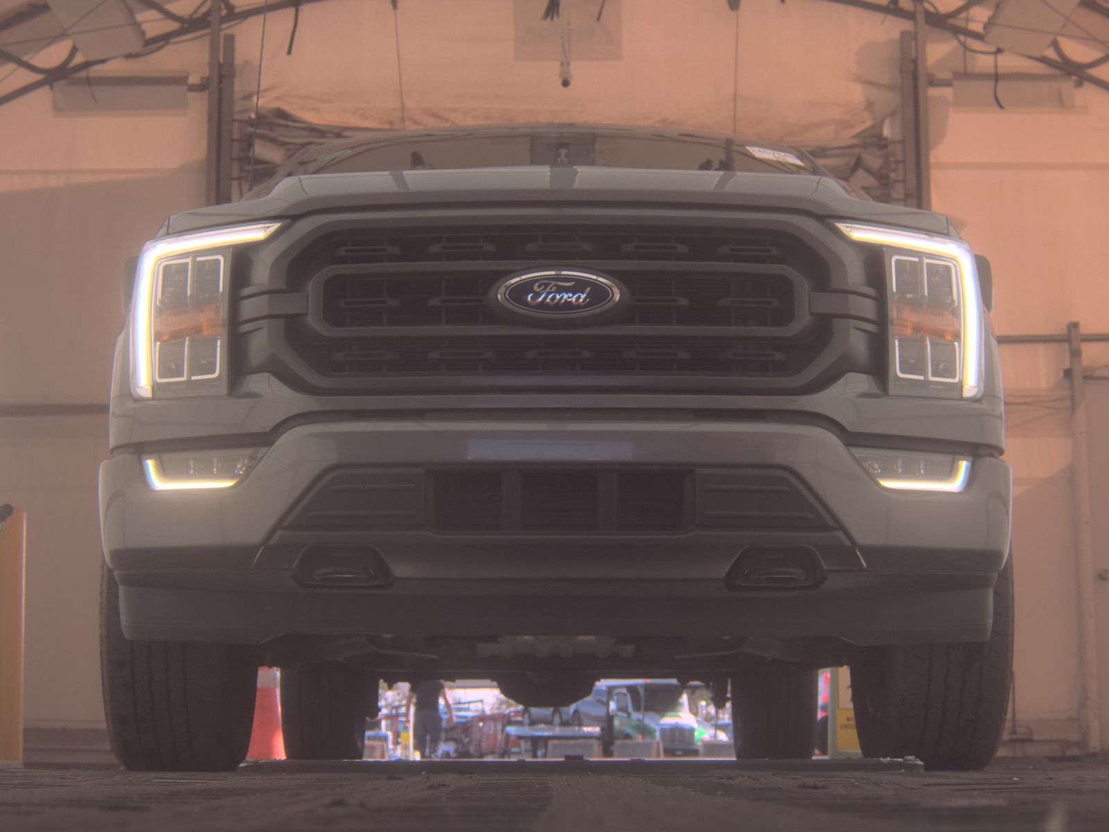 FORD F-150 - 4