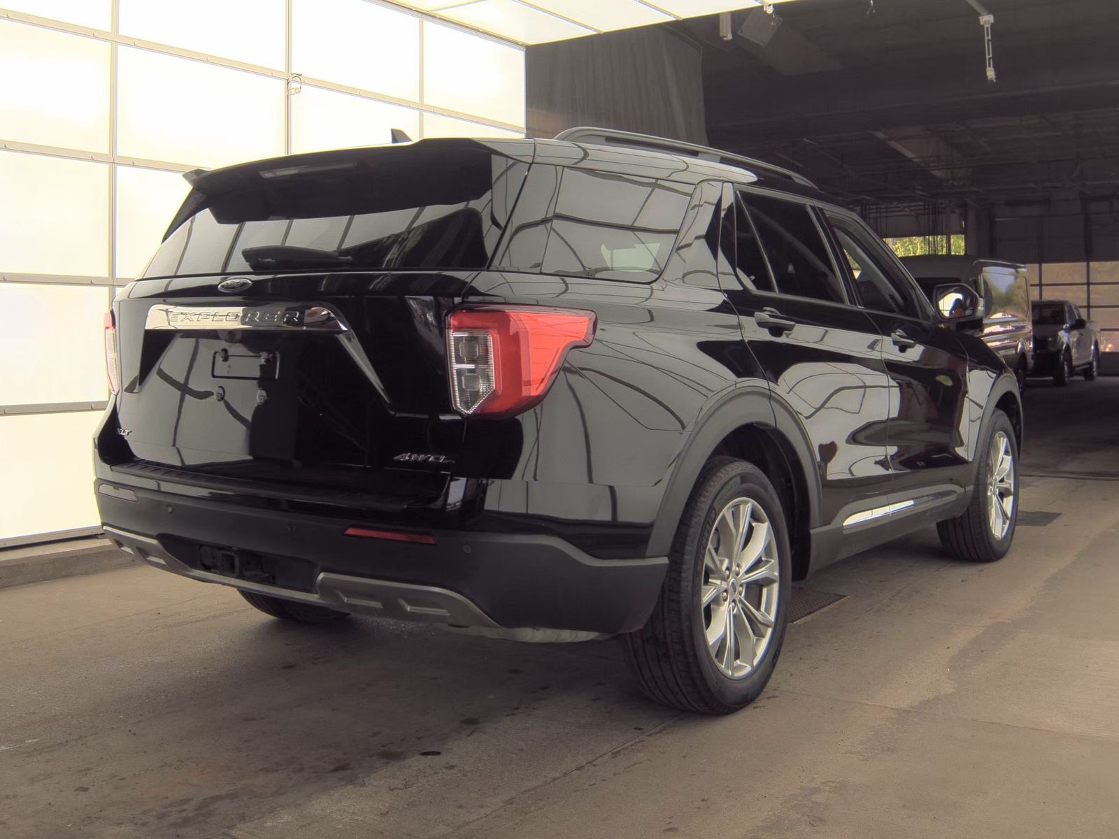 FORD EXPLORER - 6