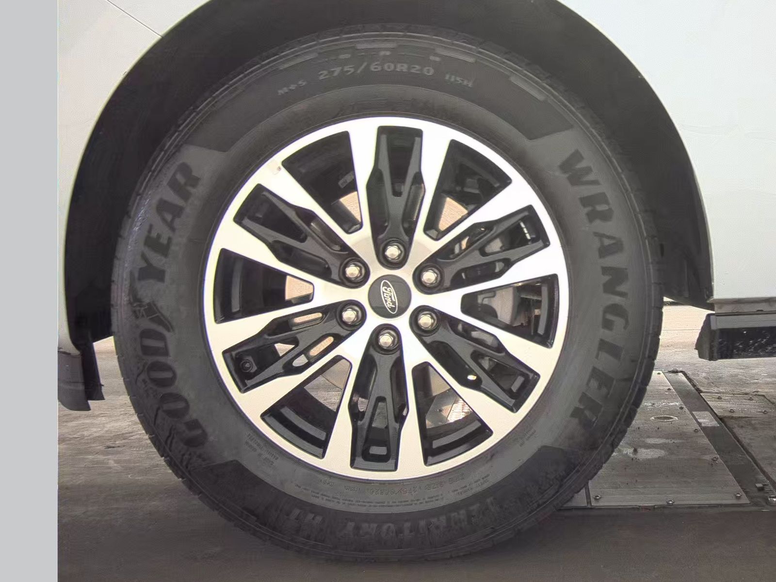 FORD EXPEDITION MAX - 10