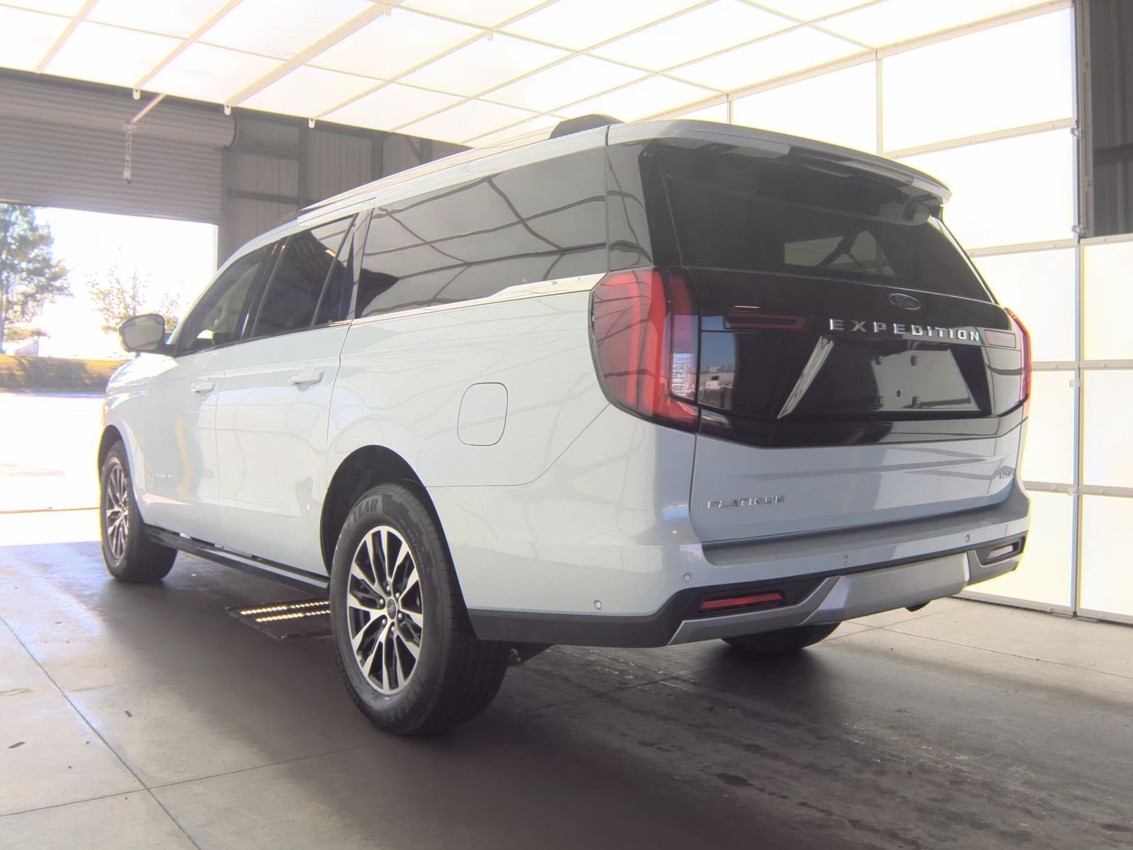 FORD EXPEDITION MAX - 9