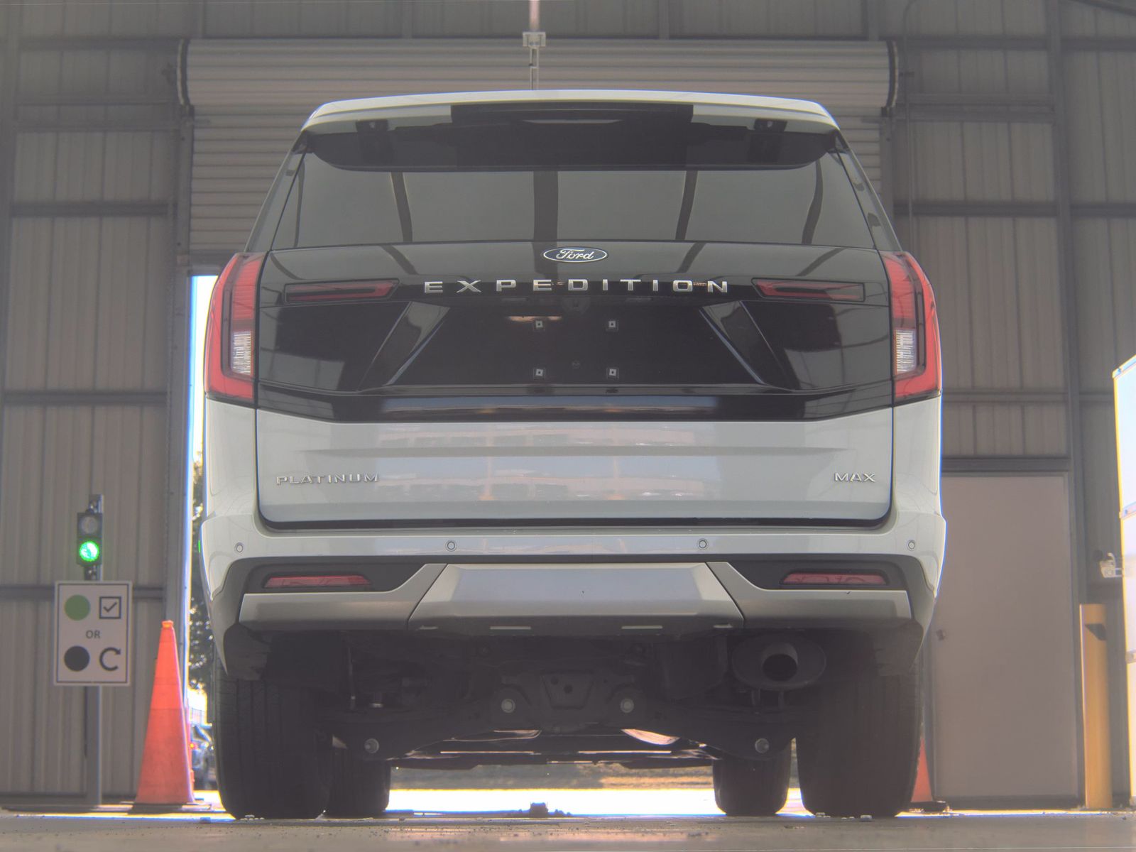 FORD EXPEDITION MAX - 8