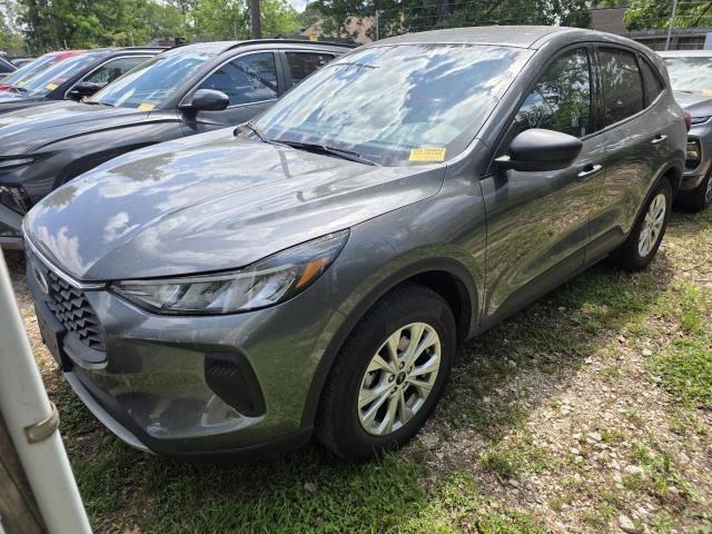 FORD ESCAPE - 1