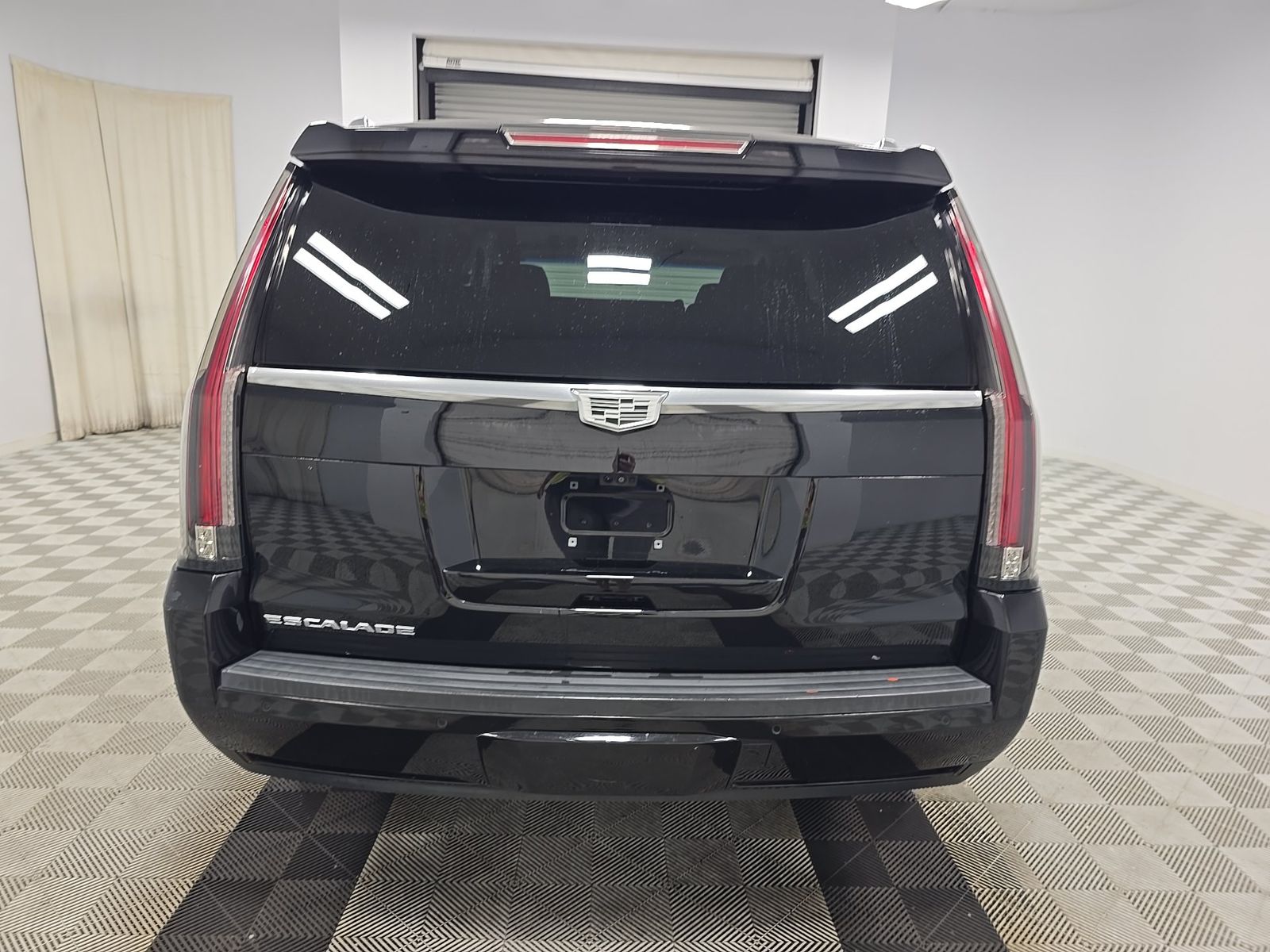 2019 Cadillac Escalade Luxury AWD