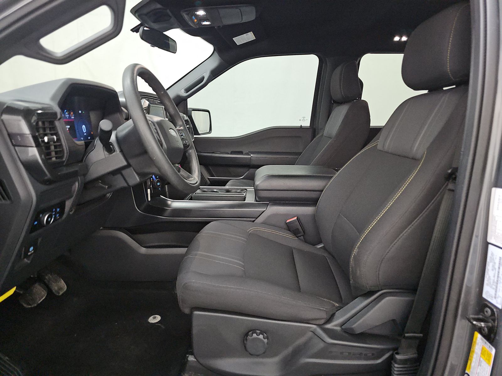 FORD F-150 - 8