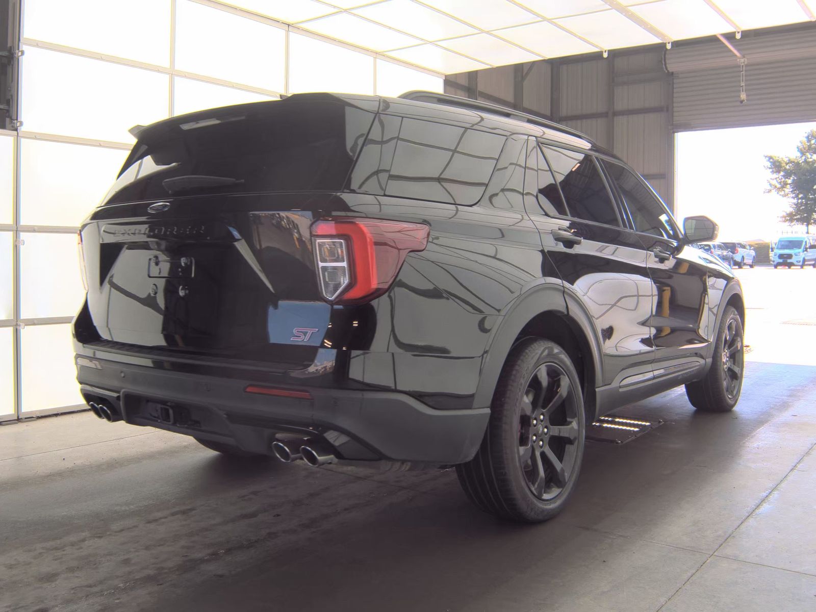 FORD EXPLORER - 6