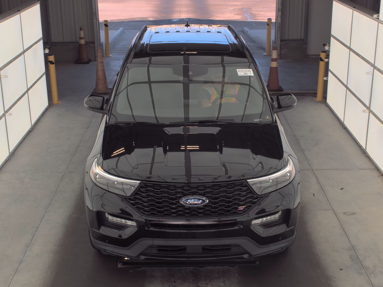 FORD EXPLORER - 3