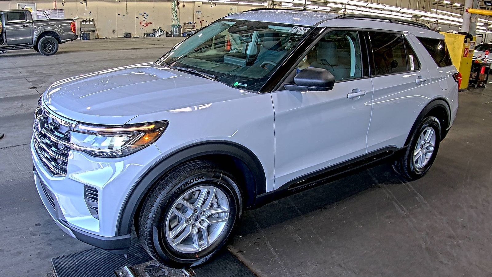 FORD EXPLORER - 1